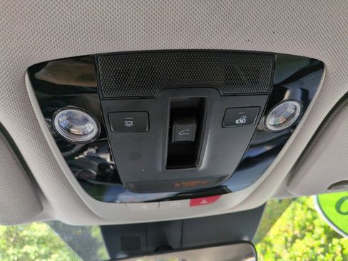 Used 2023 Kia Sorento S w/ Panoramic Sunroof Package FWD image 30
