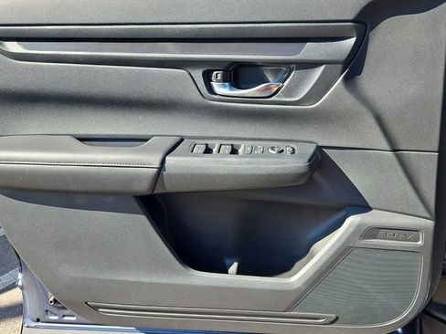 Used 2025 Honda CR-V EX image 27