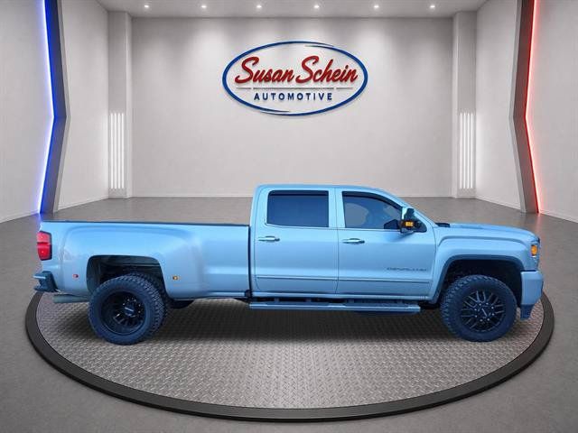 Used 2019 GMC Sierra 3500 Denali w/ Duramax Plus Package AWD/4WD image 4
