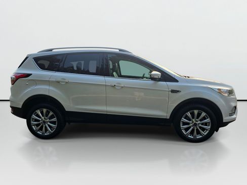 Used 2018 Ford Escape Titanium AWD/4WD image 6