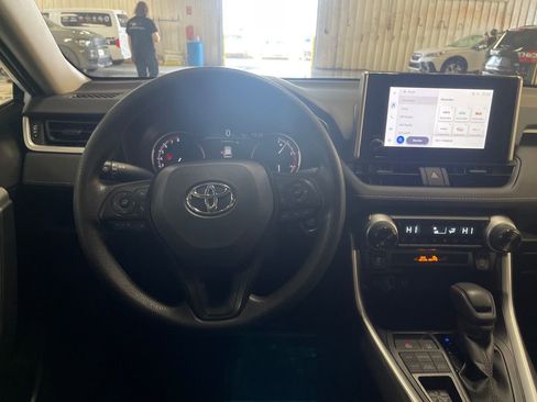 Certified 2025 Toyota RAV4 XLE AWD/4WD image 16