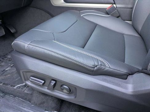 New 2026 Toyota Tundra Limited w/ Limited PVM Package AWD/4WD image 4