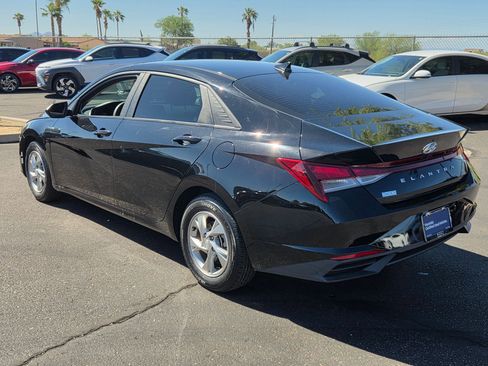 Certified 2023 Hyundai Elantra SE image 7