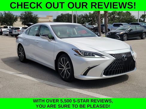Used 2023 Lexus ES 350 w/ Premium Package FWD image 3