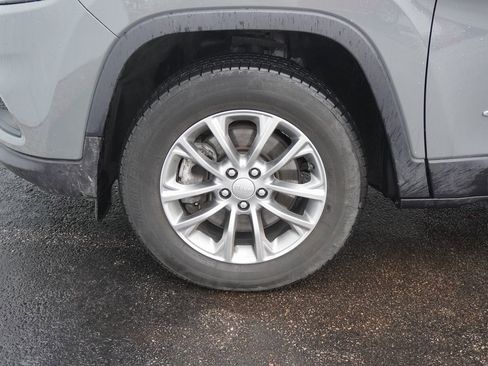 Used 2021 Jeep Cherokee Latitude Lux w/ Sun & Sound Group image 6