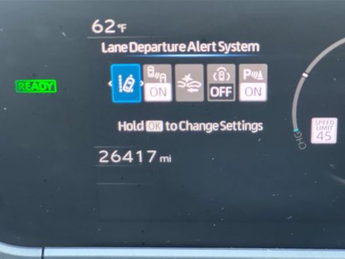 Used 2024 Toyota bZ4X XLE image 30