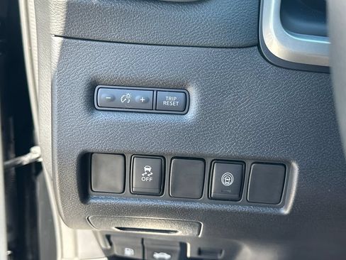 Used 2024 Nissan Murano SV FWD image 28