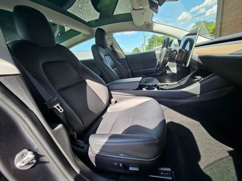 Used 2020 Tesla Model 3 Long Range AWD/4WD image 54