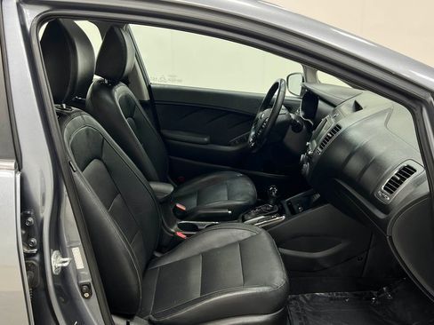 Used 2017 Kia Forte EX w/ EX Premium Plus Package image 32
