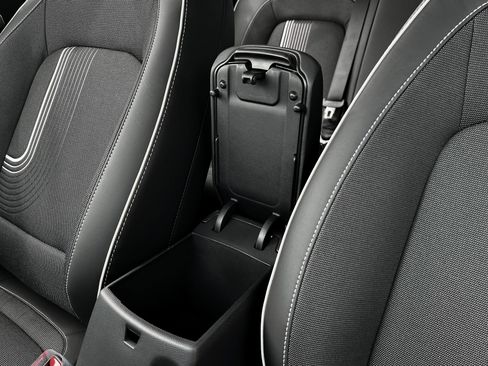 New 2025 Hyundai Venue Limited image 18