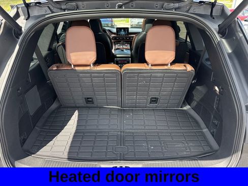 Used 2023 Lincoln Aviator Reserve w/ Equipment Group 201A image 26