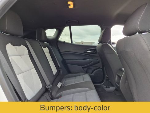 Used 2026 Chevrolet Trax RS FWD image 27