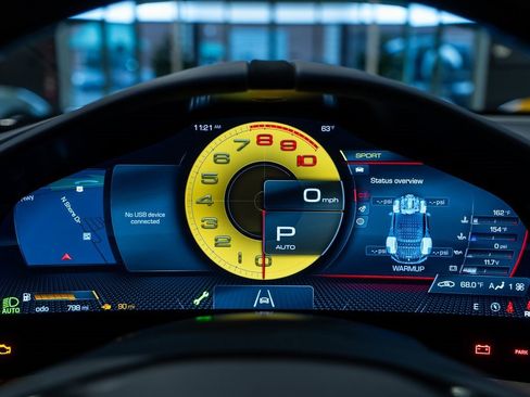 Certified 2024 Ferrari Roma Spider image 32