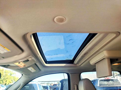 Used 2008 Chevrolet Avalanche LTZ w/ LTZ Preferred Equipment Group image 29