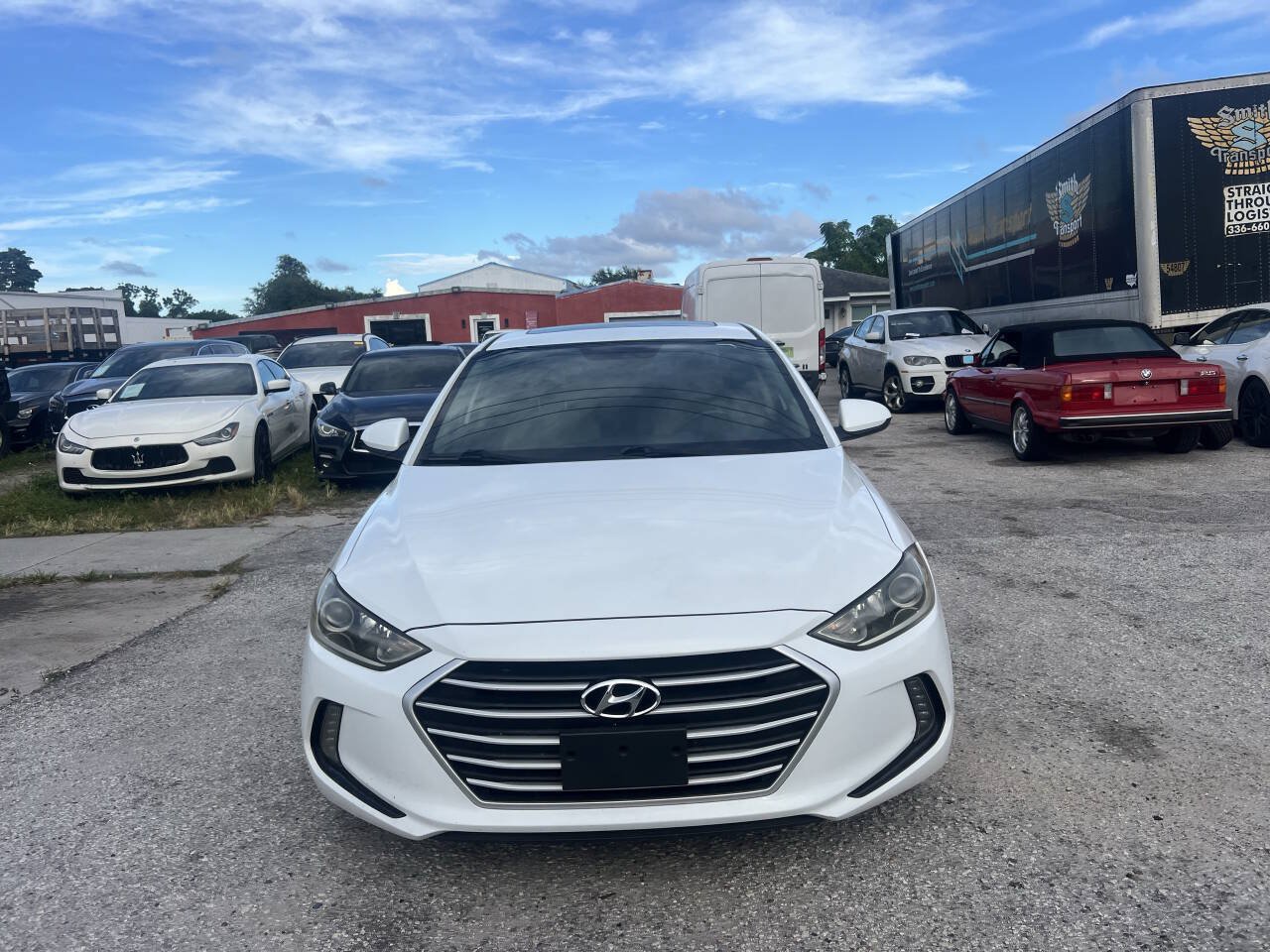 Used 2017 Hyundai Elantra Value Edition w/ Cargo Package FWD image 2