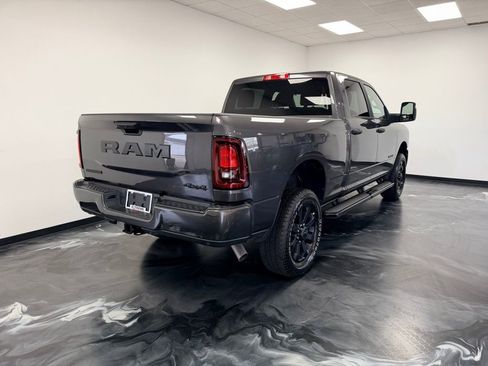 Used 2025 RAM 2500 Big Horn AWD/4WD image 20