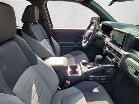 Used 2025 Toyota Tacoma TRD Sport AWD/4WD image 15