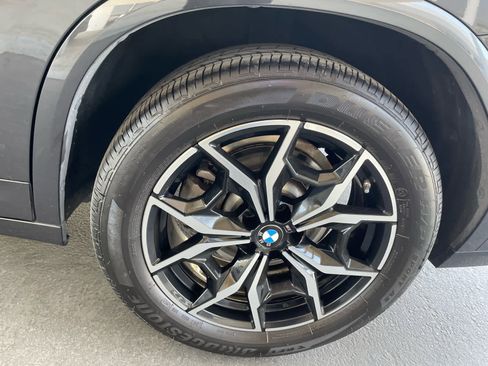 Used 2023 BMW X4 xDrive30i w/ M Sport Package image 22