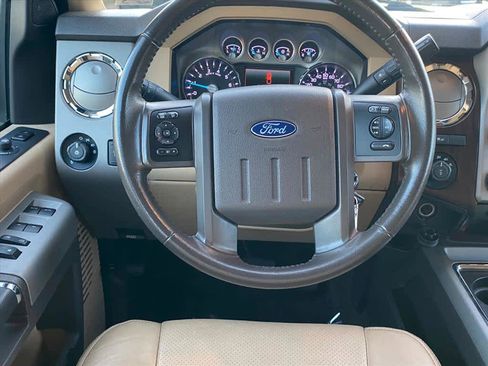 Used 2015 Ford F350 Lariat image 10