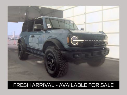 Used 2024 Ford Bronco Wildtrak AWD/4WD image 1