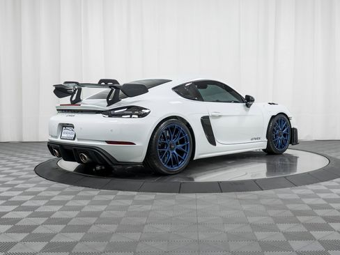 Used 2024 Porsche 718 Cayman GT4 RS image 5