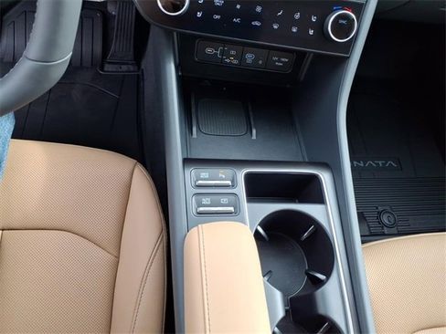 New 2026 Hyundai Sonata Limited image 17