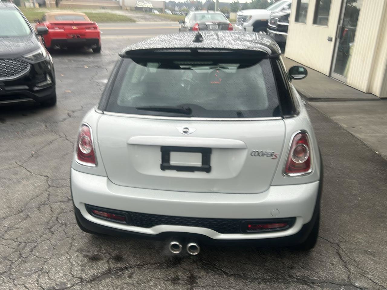 Used 2011 MINI Cooper S FWD image 6