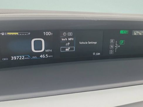 Used 2018 Toyota Prius Four Touring FWD image 22