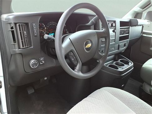 Used 2018 Chevrolet Express 3500 LT w/ LT Preferred Equipment Group image 14