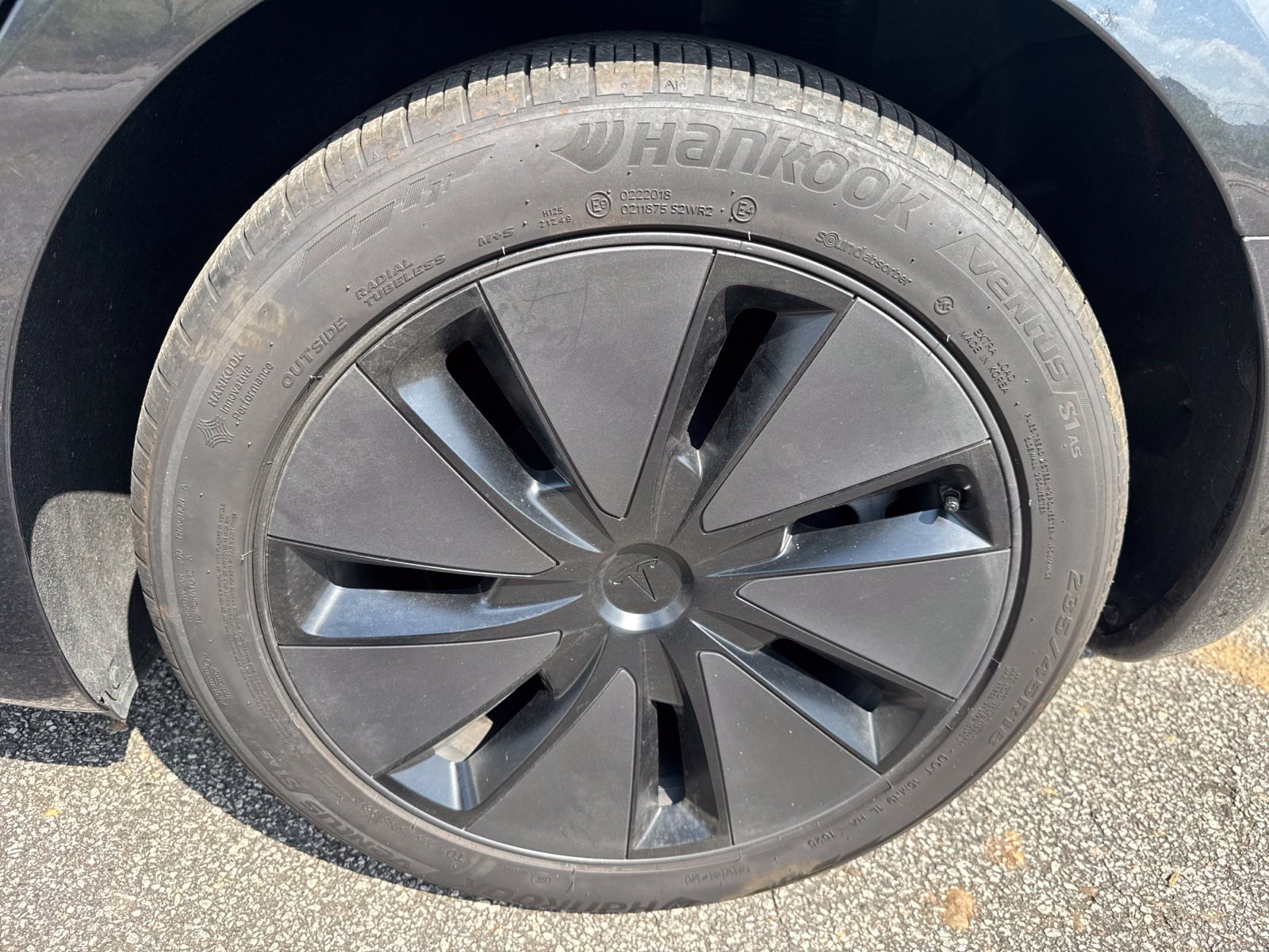 Used 2025 Tesla Model 3 RWD image 9
