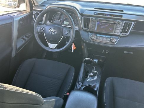Used 2013 Toyota RAV4 XLE image 11