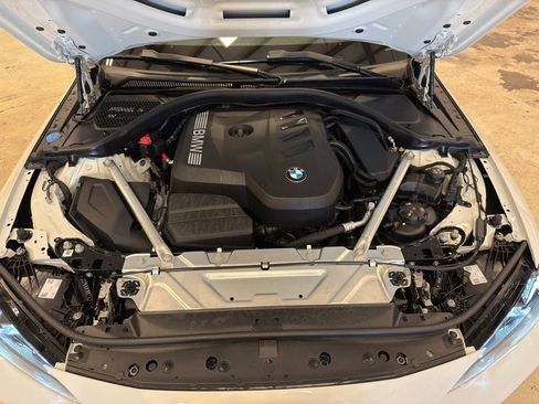 Used 2025 BMW 430i Coupe w/ M Sport Package image 41