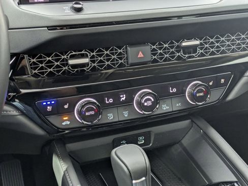 Used 2024 Honda Accord Touring image 14