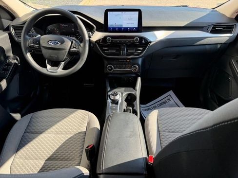 Used 2020 Ford Escape SE FWD image 13