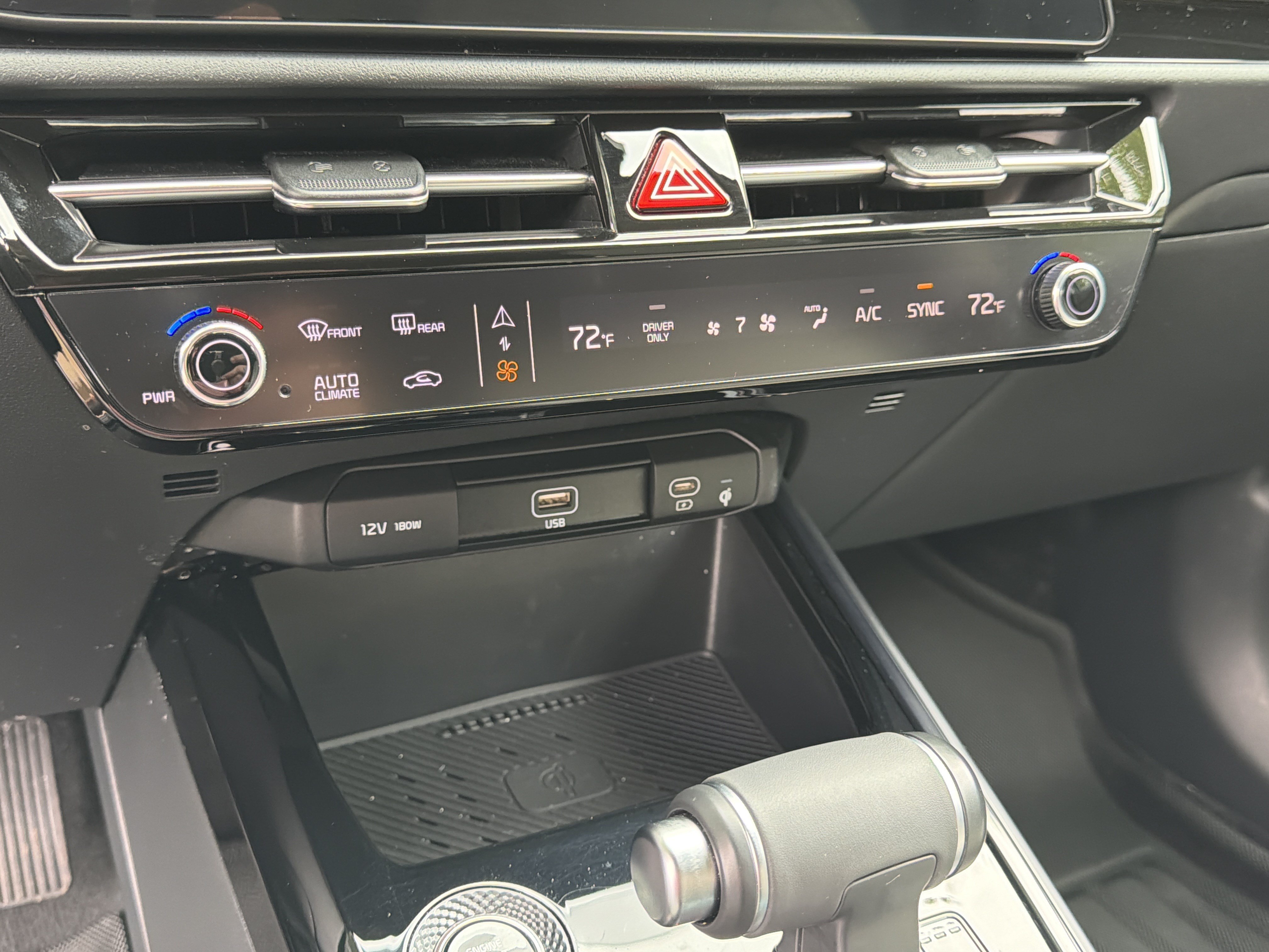Used 2025 Kia Niro EX FWD image 30