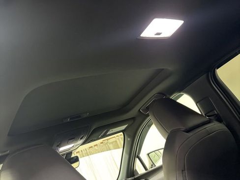 Used 2022 Lexus UX 200 w/ Premium Package FWD image 20