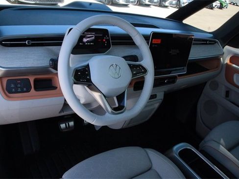 New 2025 Volkswagen ID. Buzz Pro S Plus image 8