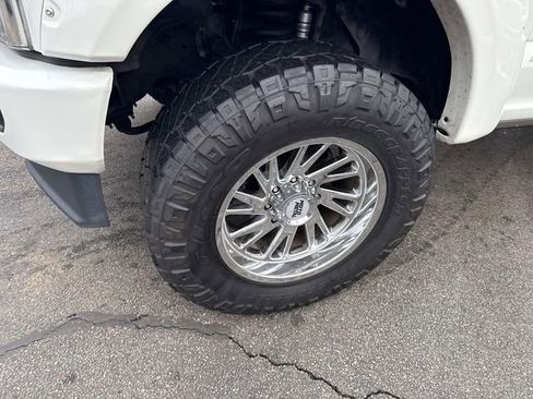 Used 2022 Ford F350 Platinum w/ FX4 Off-Road Package image 11
