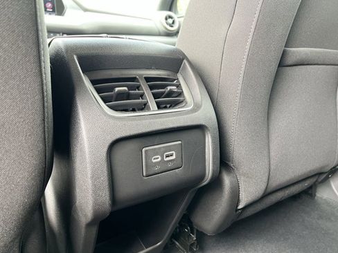 Used 2022 Chevrolet Blazer LT w/ LPO, Black Grille Bar Package FWD image 22