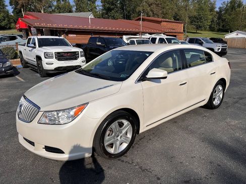 Used 2010 Buick LaCrosse CX FWD image 1
