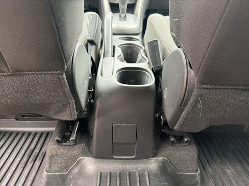 Used 2022 Chevrolet Trax LS w/ Tint and Cruise Package AWD/4WD image 9