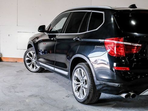 Used 2017 BMW X3 sDrive28i RWD image 14