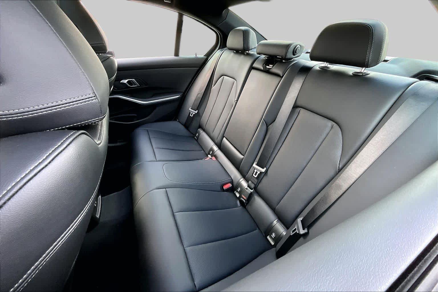 Used 2026 BMW 330i Sedan RWD image 19