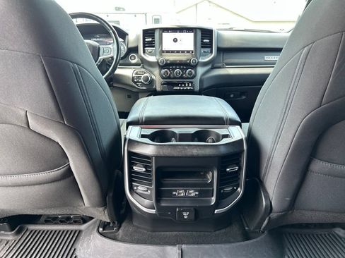 Used 2022 RAM 1500 Big Horn AWD/4WD image 38