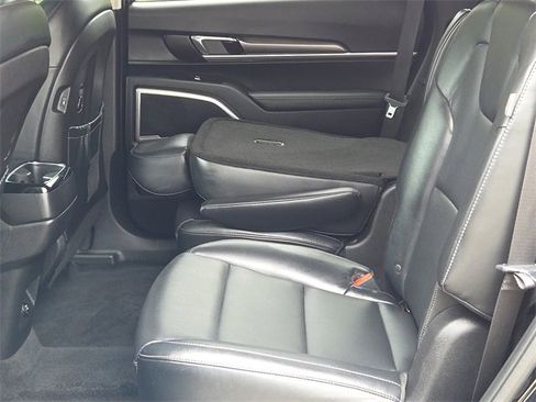 Used 2023 Kia Telluride S image 14