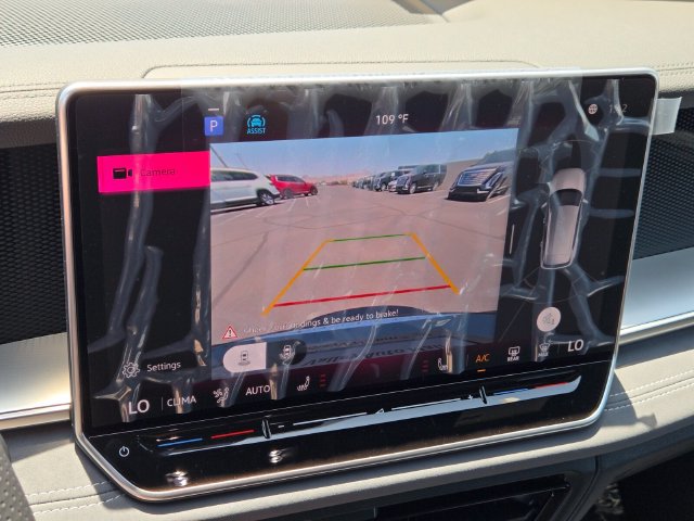 New 2026 Volkswagen Tiguan SE R-Line FWD image 13