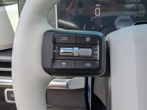 New 2026 Hyundai Santa Fe SEL FWD image 25