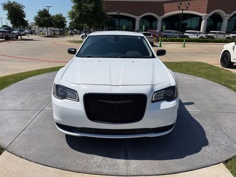 Used 2023 Chrysler 300 Touring w/ Sport Appearance Package RWD image 2