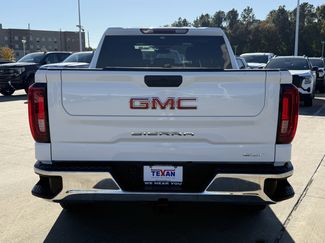 Used 2024 GMC Sierra 1500 SLT video 2
