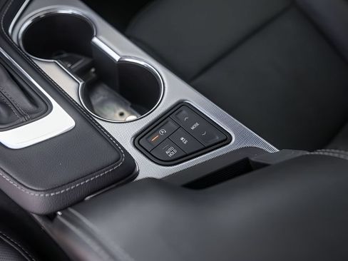 Certified 2023 Cadillac CT4 Premium Luxury RWD image 17